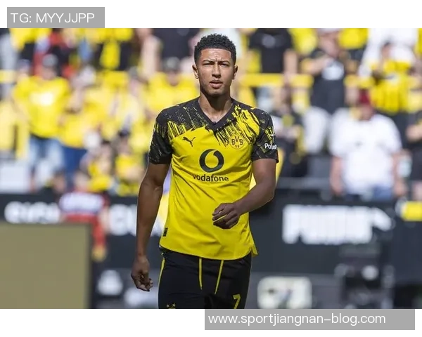 曼联欲引进多特中场贝林厄姆水晶宫也在争夺战中角逐 曼联欲引进多特中场贝林厄姆水晶宫也在争夺战中角逐